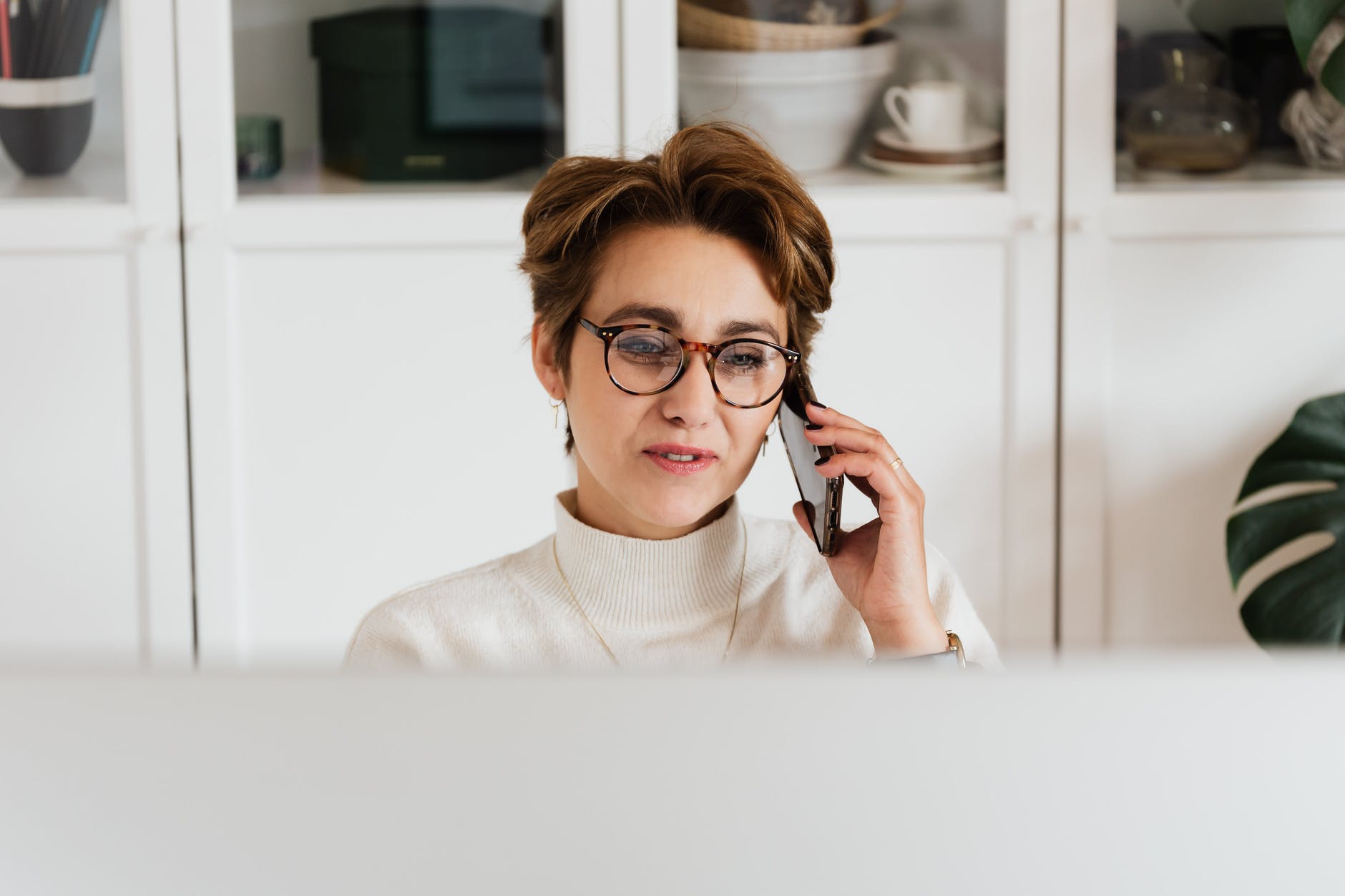 I agreed to help him with some money. | Source: Pexels